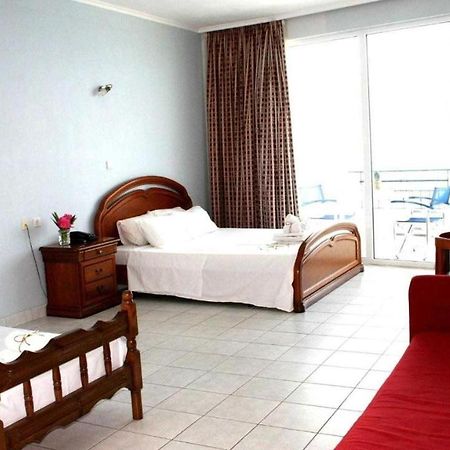 Hotel Revis Station Plataria Exteriér fotografie