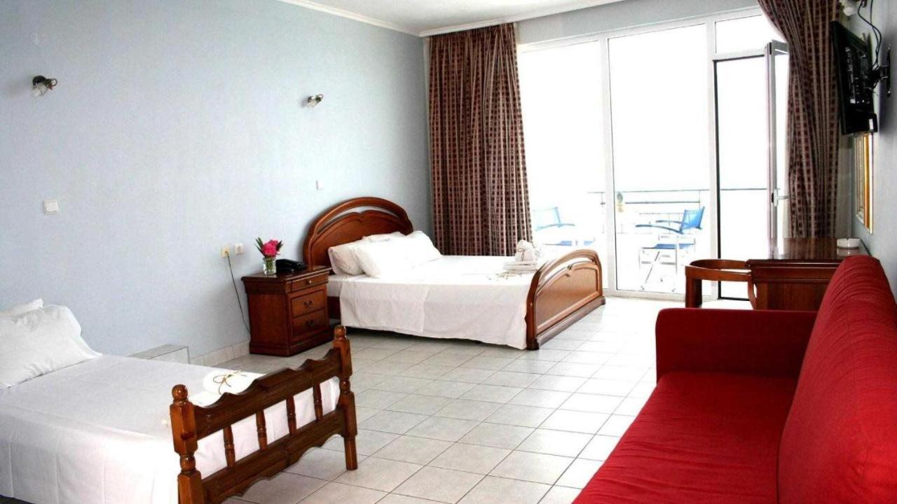 Hotel Revis Station Plataria Exteriér fotografie