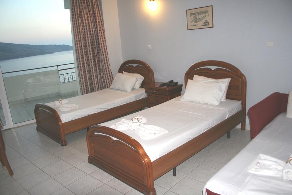 Hotel Revis Station Plataria Exteriér fotografie