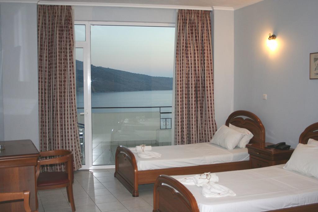 Hotel Revis Station Plataria Exteriér fotografie