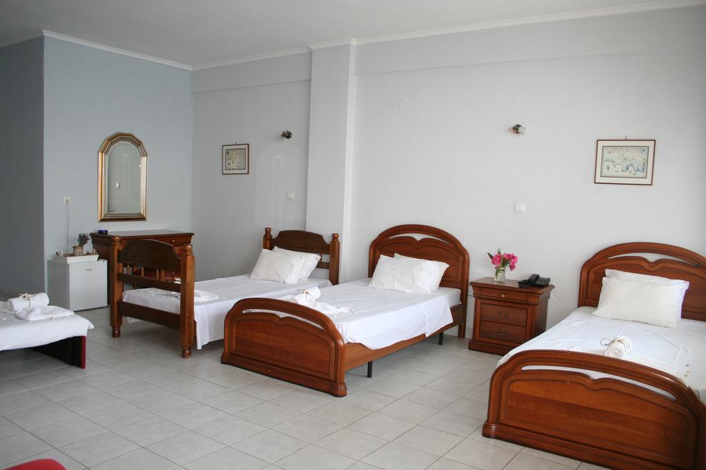 Hotel Revis Station Plataria Exteriér fotografie