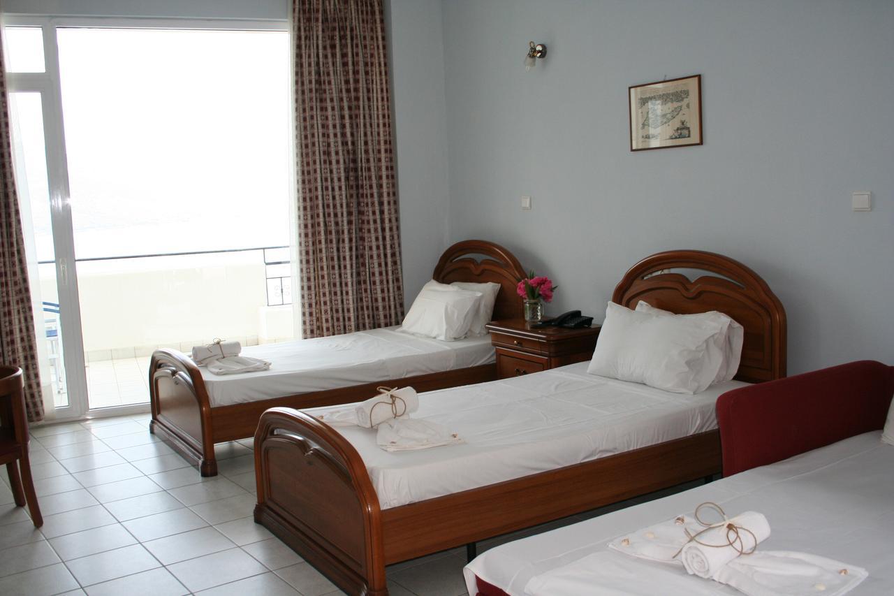 Hotel Revis Station Plataria Exteriér fotografie