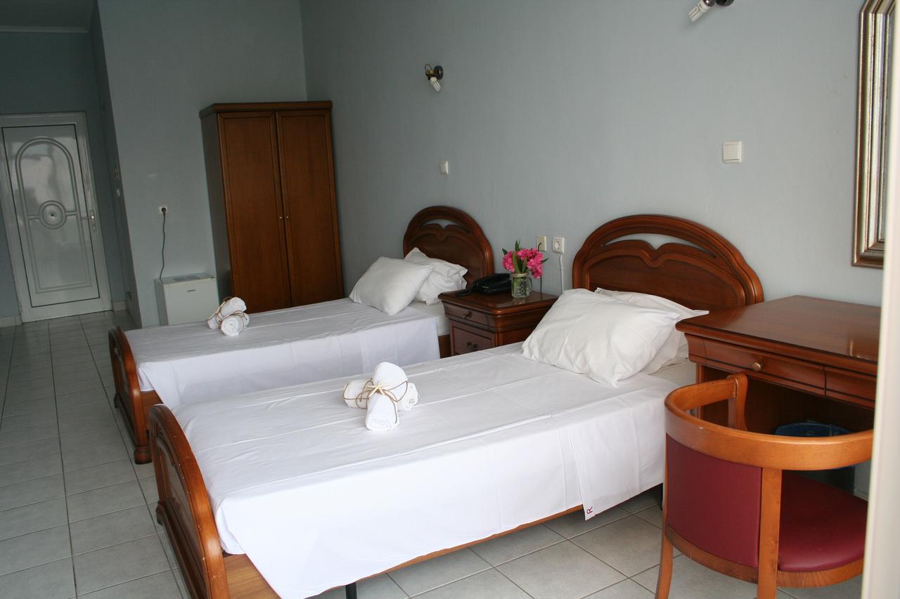 Hotel Revis Station Plataria Exteriér fotografie